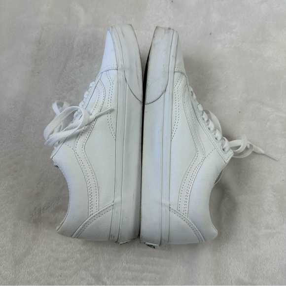 Vans Women's Size 8 Old Skool Skate Shoe White Classic Canvas Low Top Sneakers - Picture 4 of 10